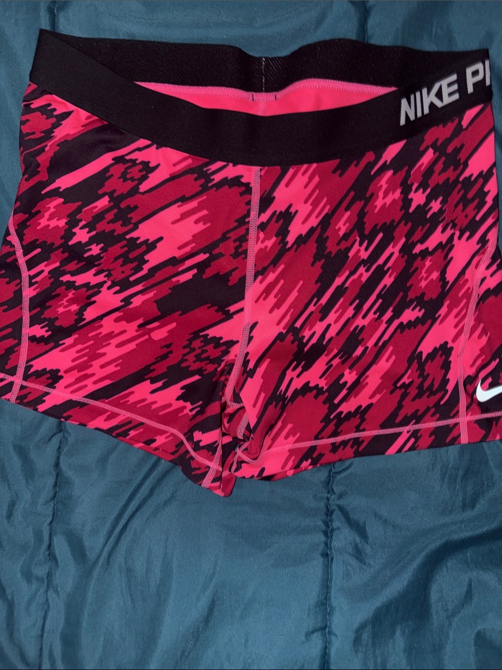 Nike Pink and Black Camo Performance Tights - XL
